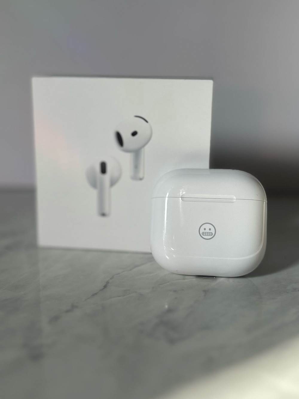 Apple AirPods 4 with Active Noise Cancellation White with 😬 engraved - Sealed!